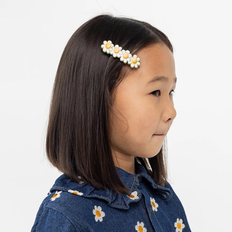 Daisies Clip