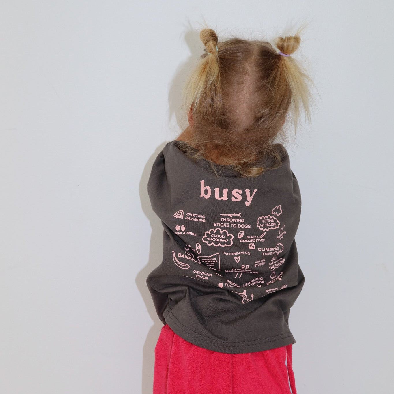 Busy Tee Charcoal Pink