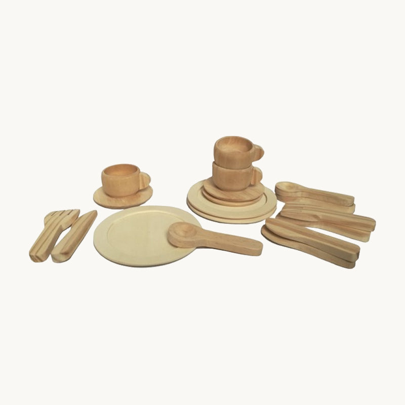 Egmont Wooden Dinner Set